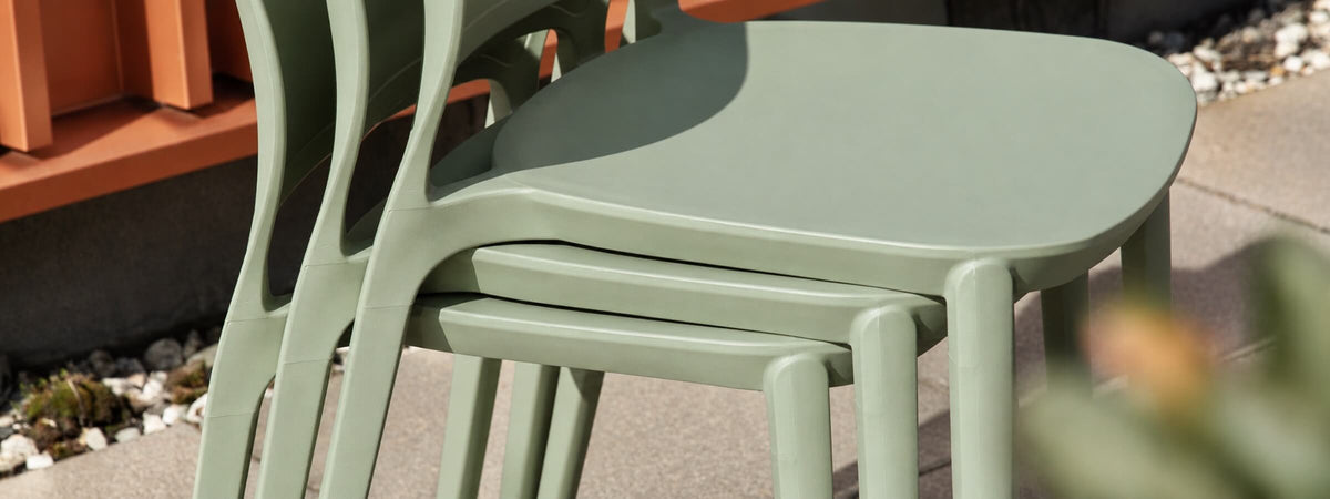 Garden Chairs • WOO.design