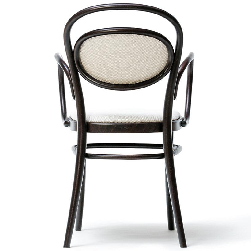 20 Upholstered Armchair - WOO .Design