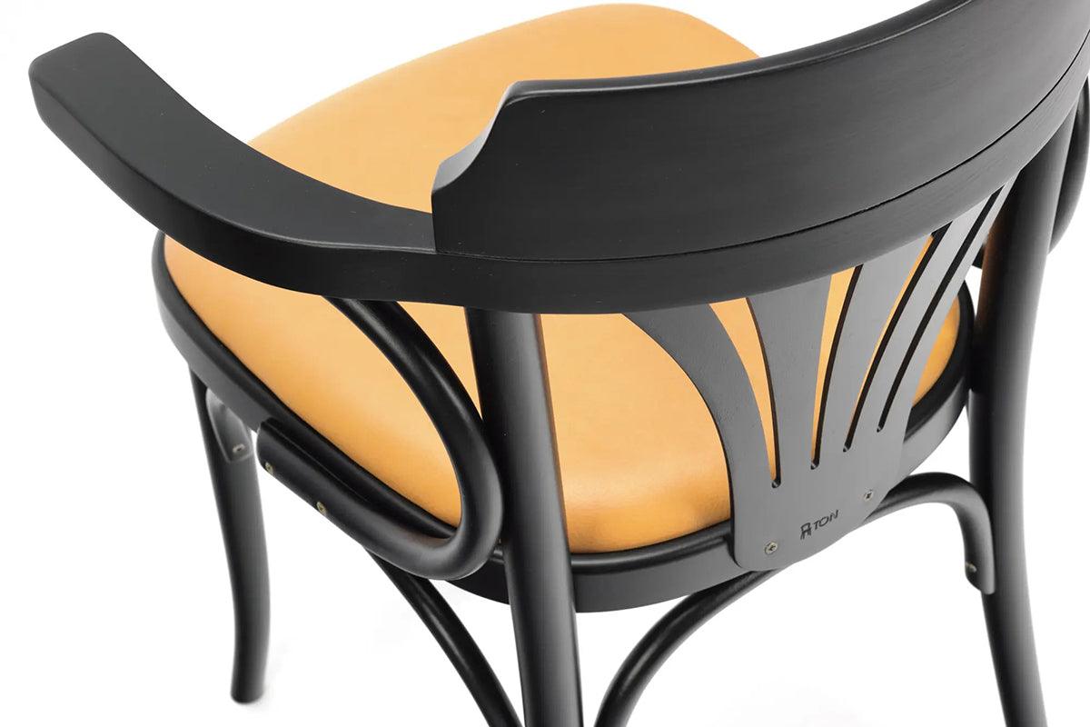 25 Upholstered Armchair - WOO .Design