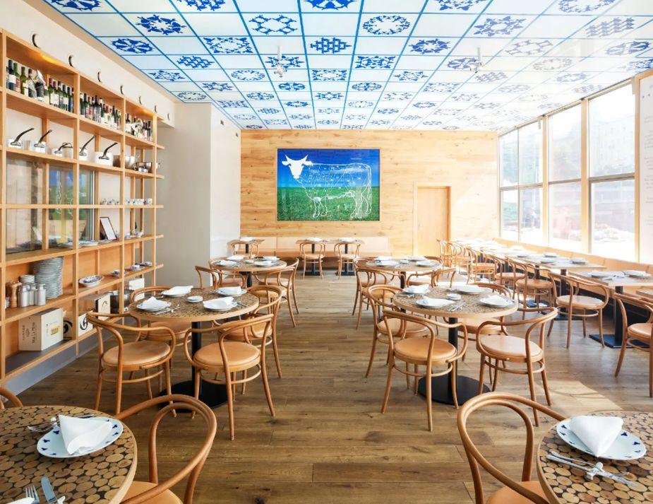 30 Upholstered Armchair - WOO .Design