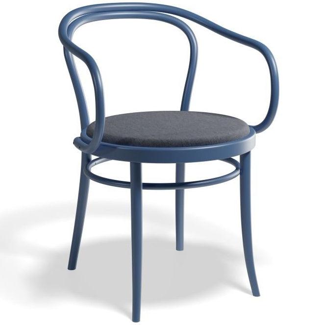 30 Upholstered Armchair - WOO .Design