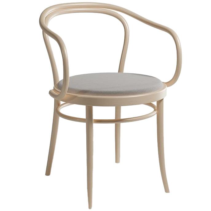 30 Upholstered Armchair - WOO .Design