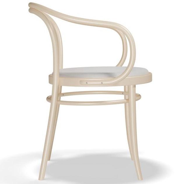 30 Upholstered Armchair - WOO .Design