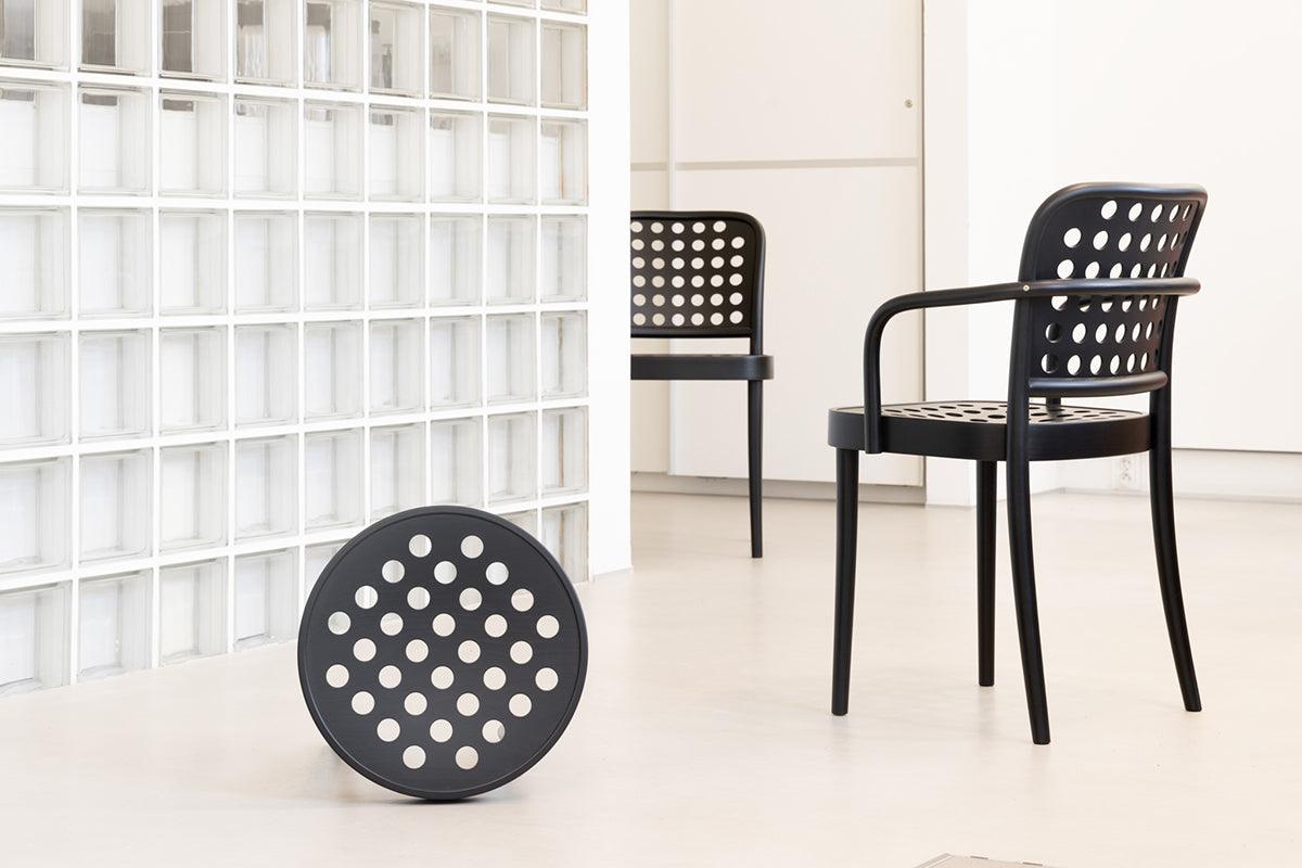 822 Wood Armchair - WOO .Design