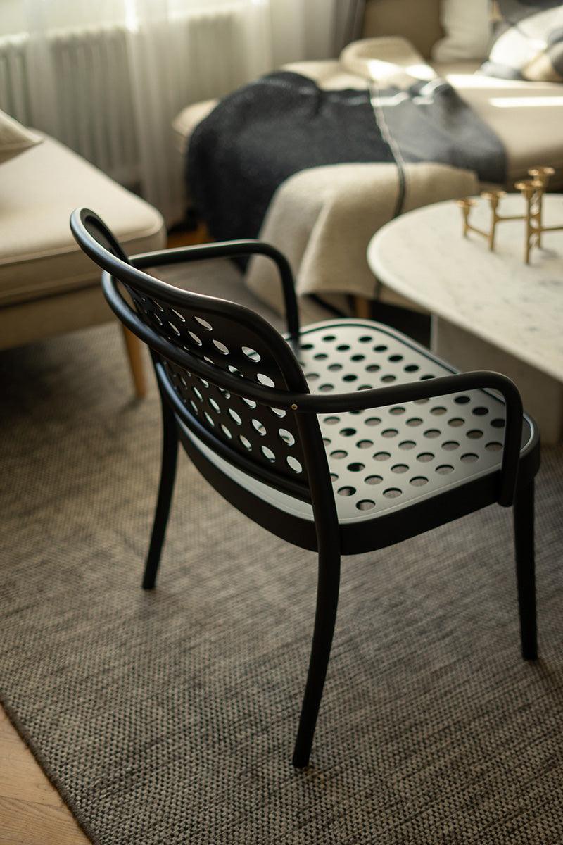 822 Wood Lounge Armchair - WOO .Design