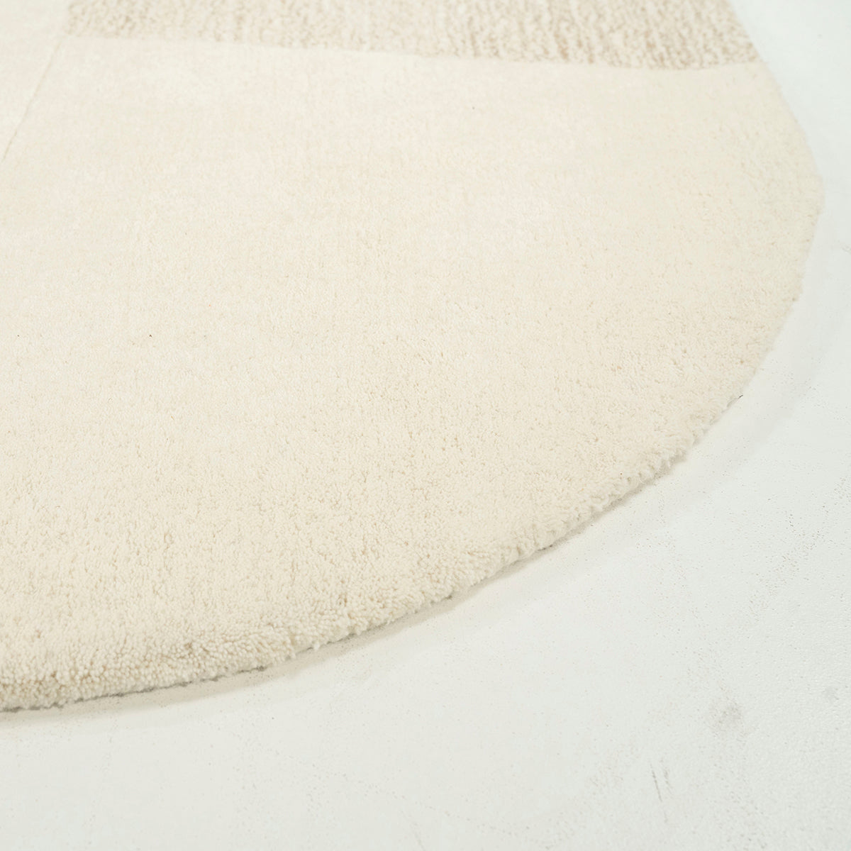 Contour Wool Carpet
