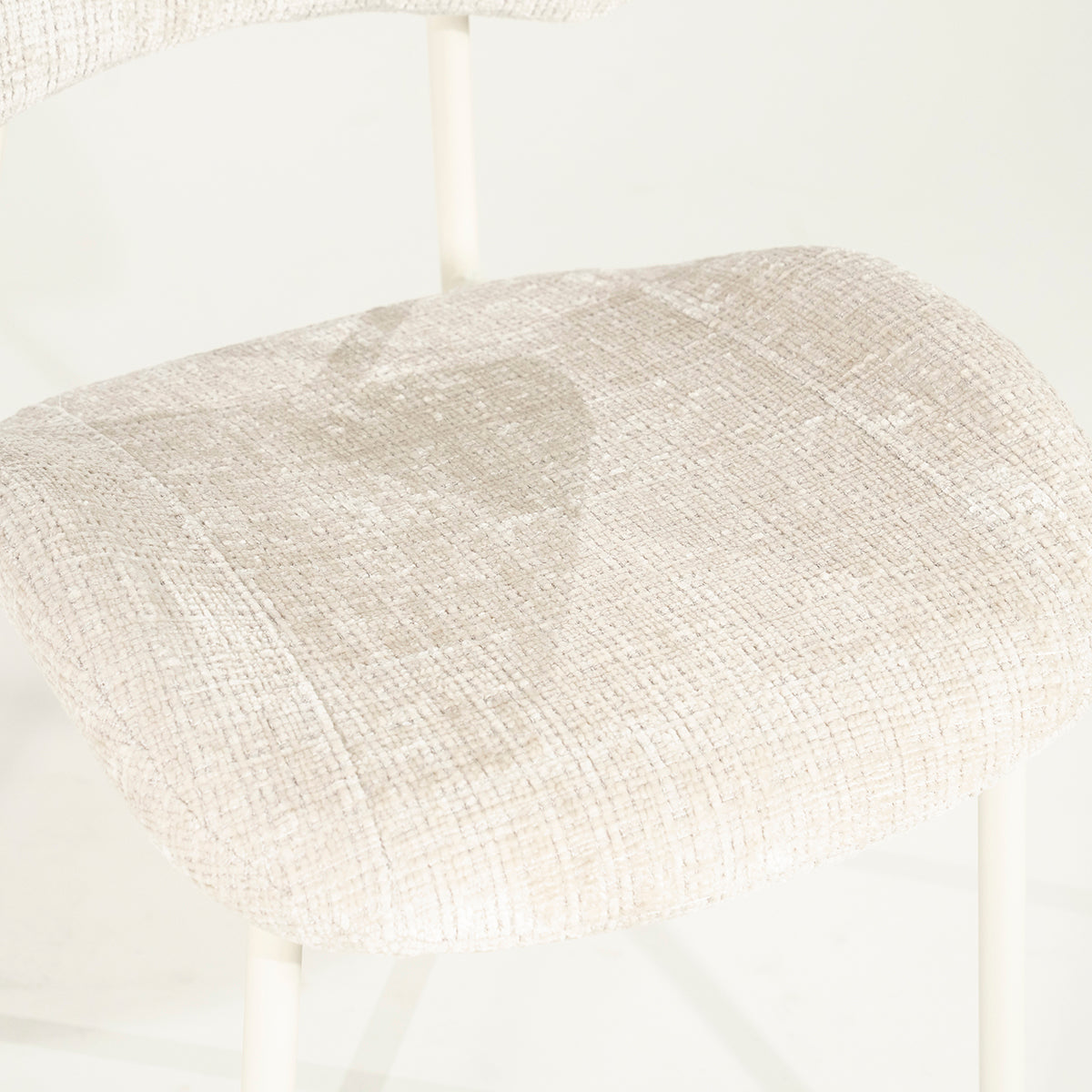 Dare Chair