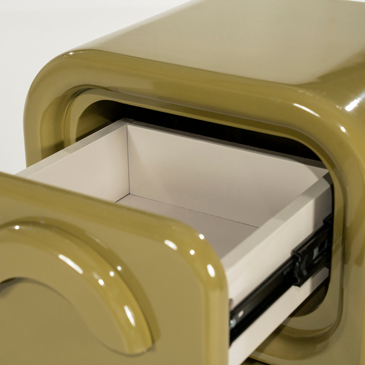 Gubby Cabinet