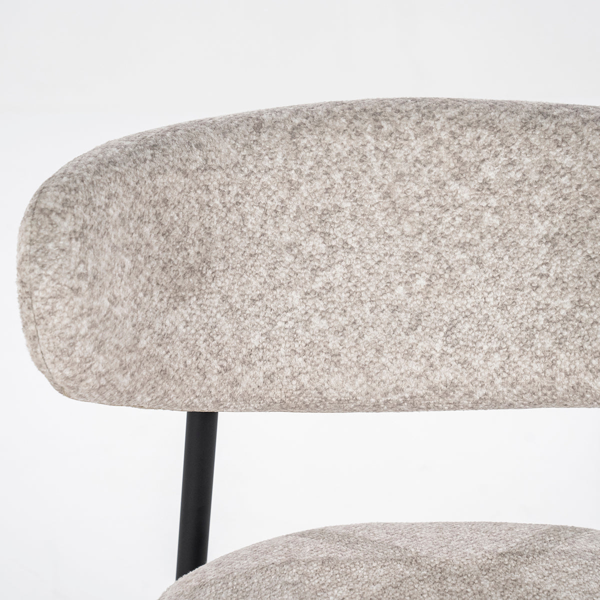 Jari Chair