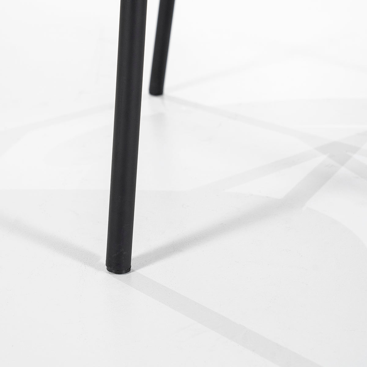 Jari Lounge Chair