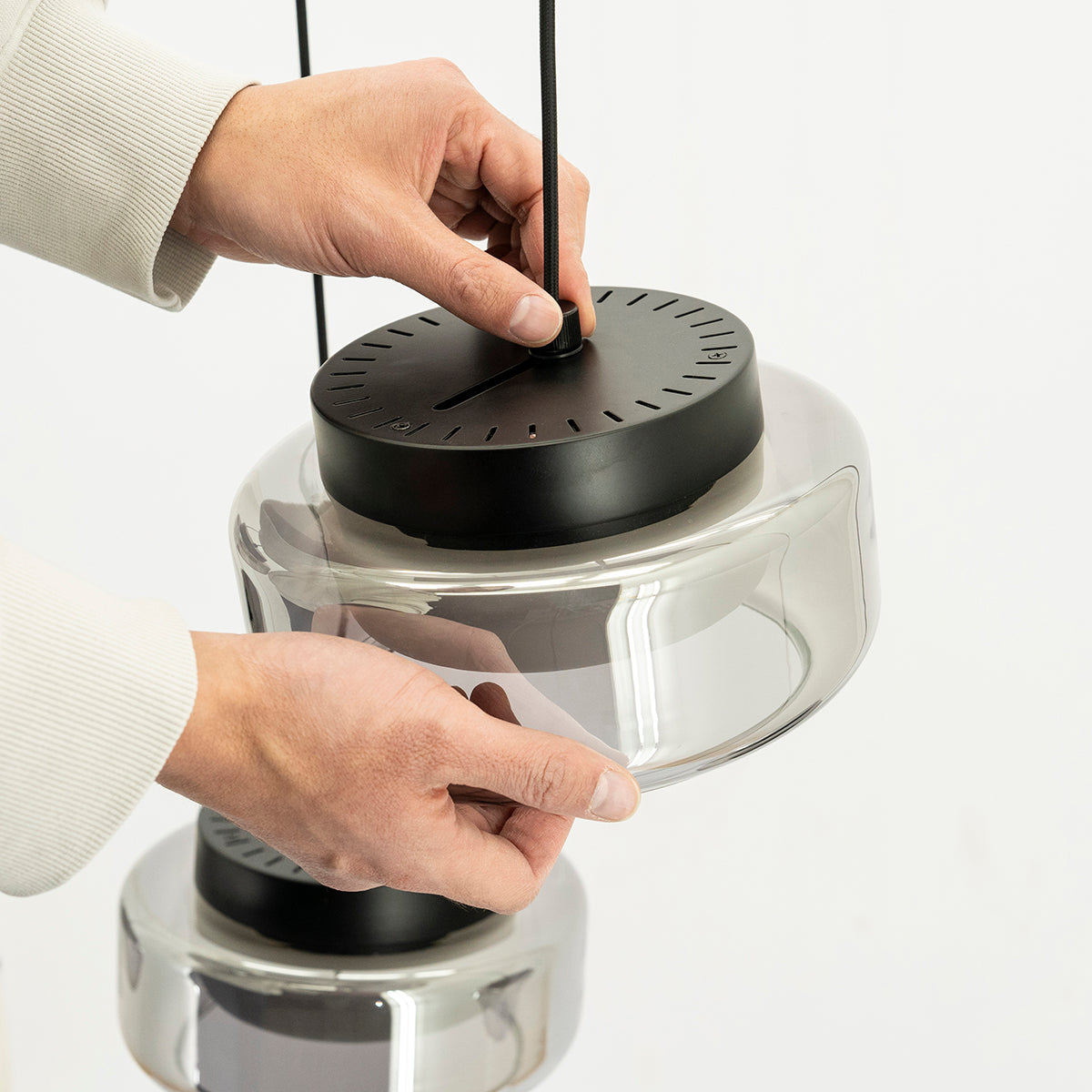 Pivot Cluster Round Pendant Lamp