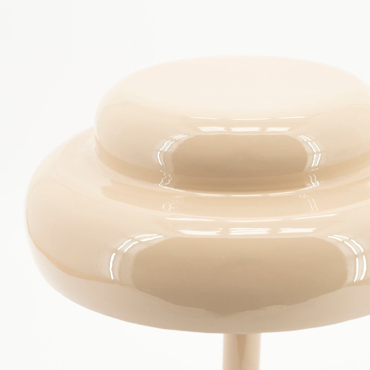 Pomm Table Lamp