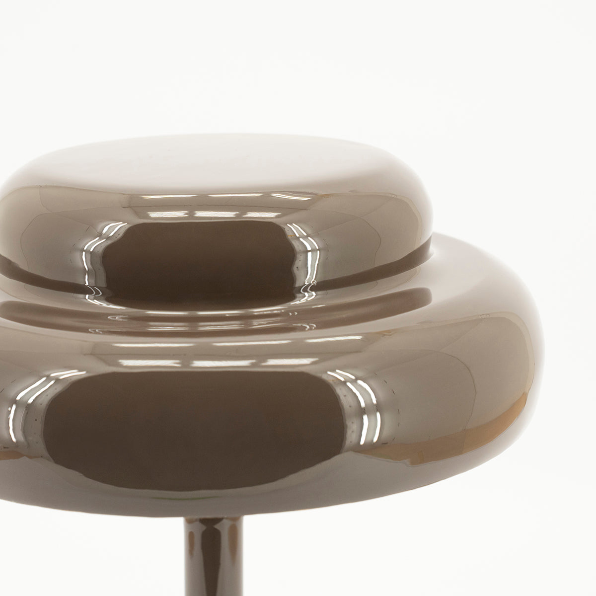 Pomm Table Lamp