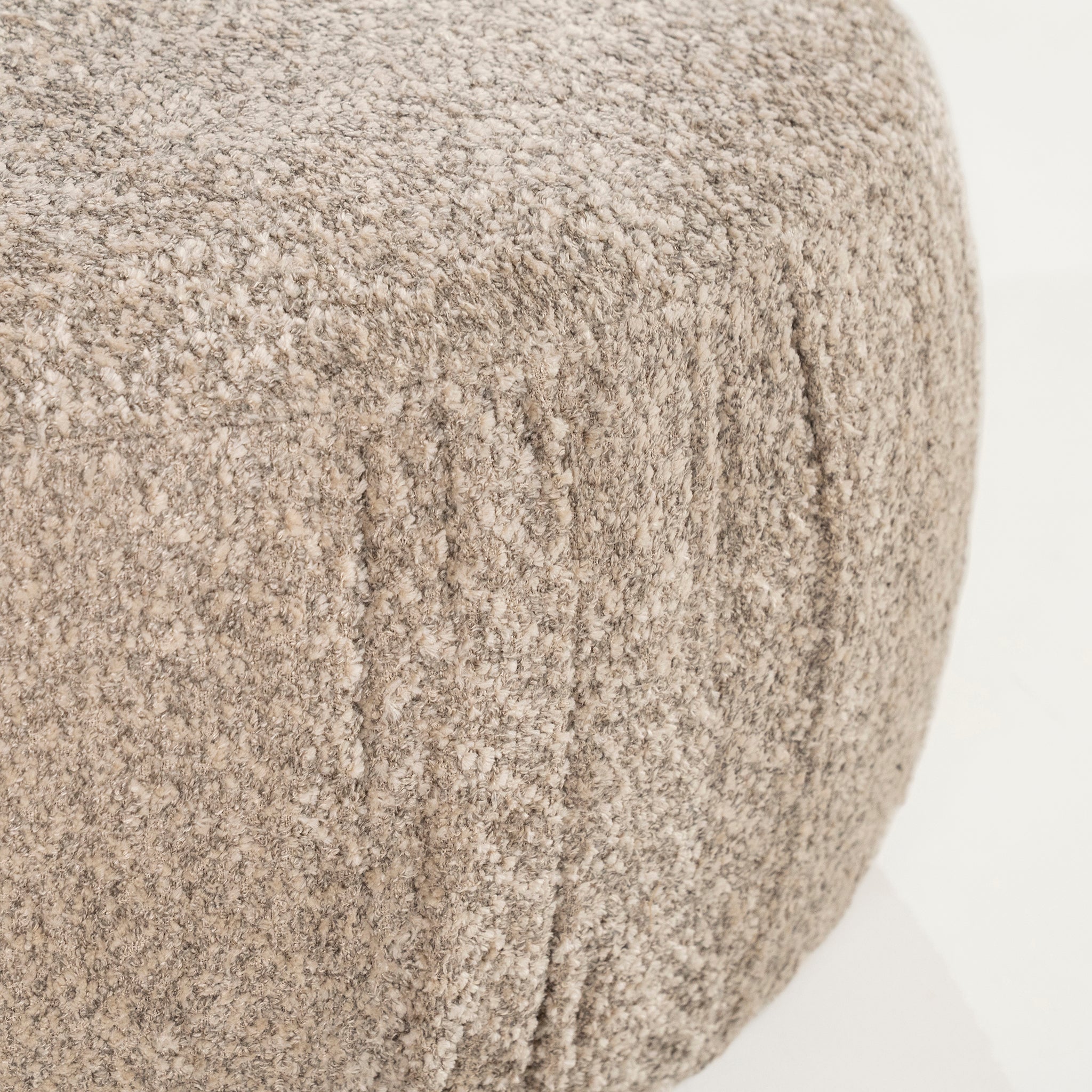 Roux Cusha Lounge Chair
