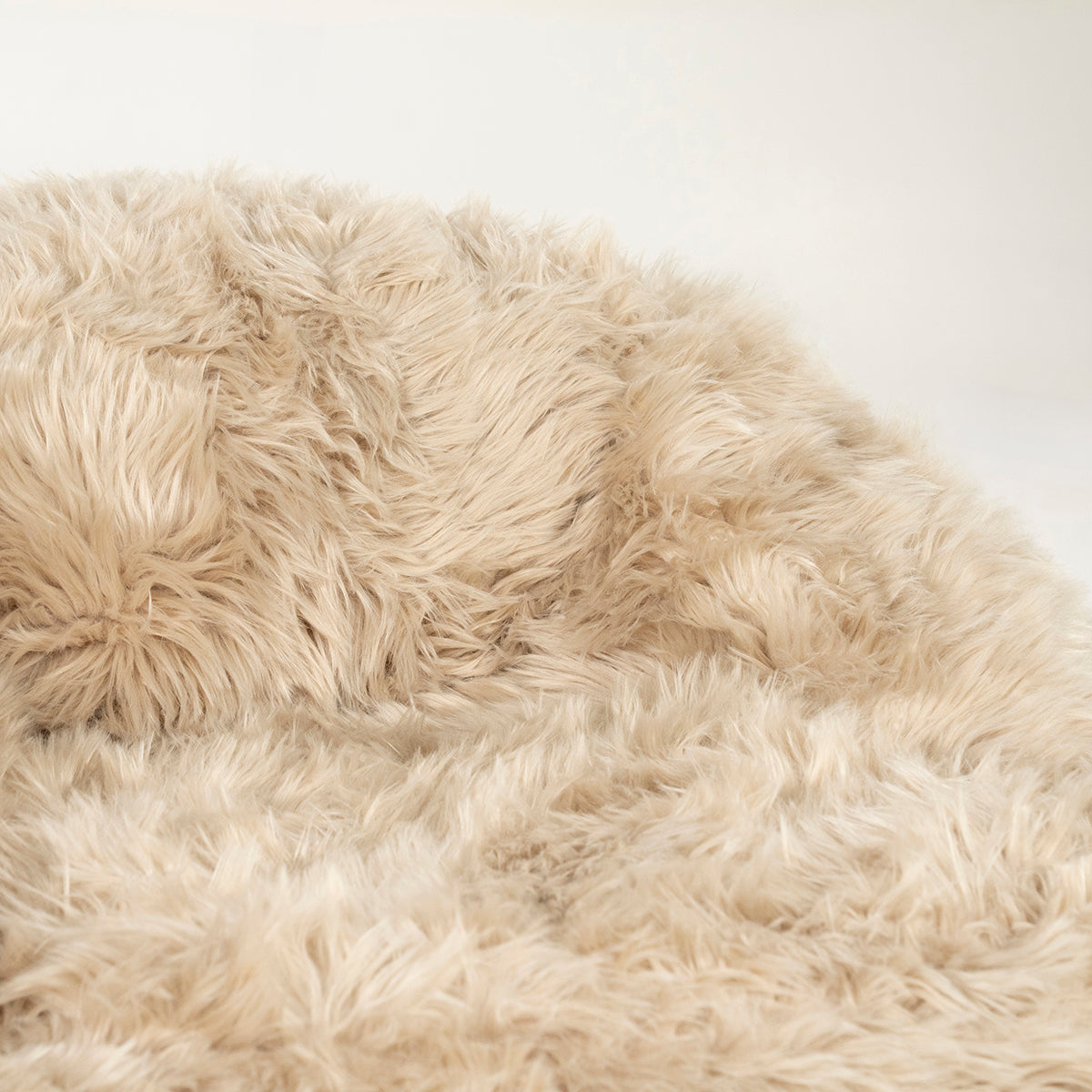 Snuzzle Lounge Chair