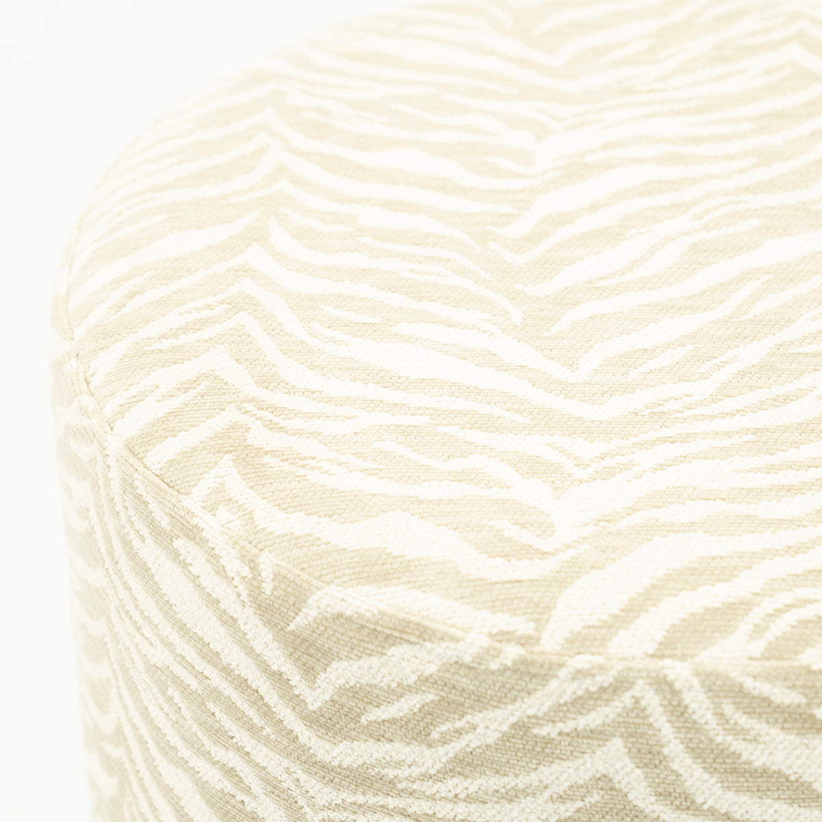 Tigra Stool