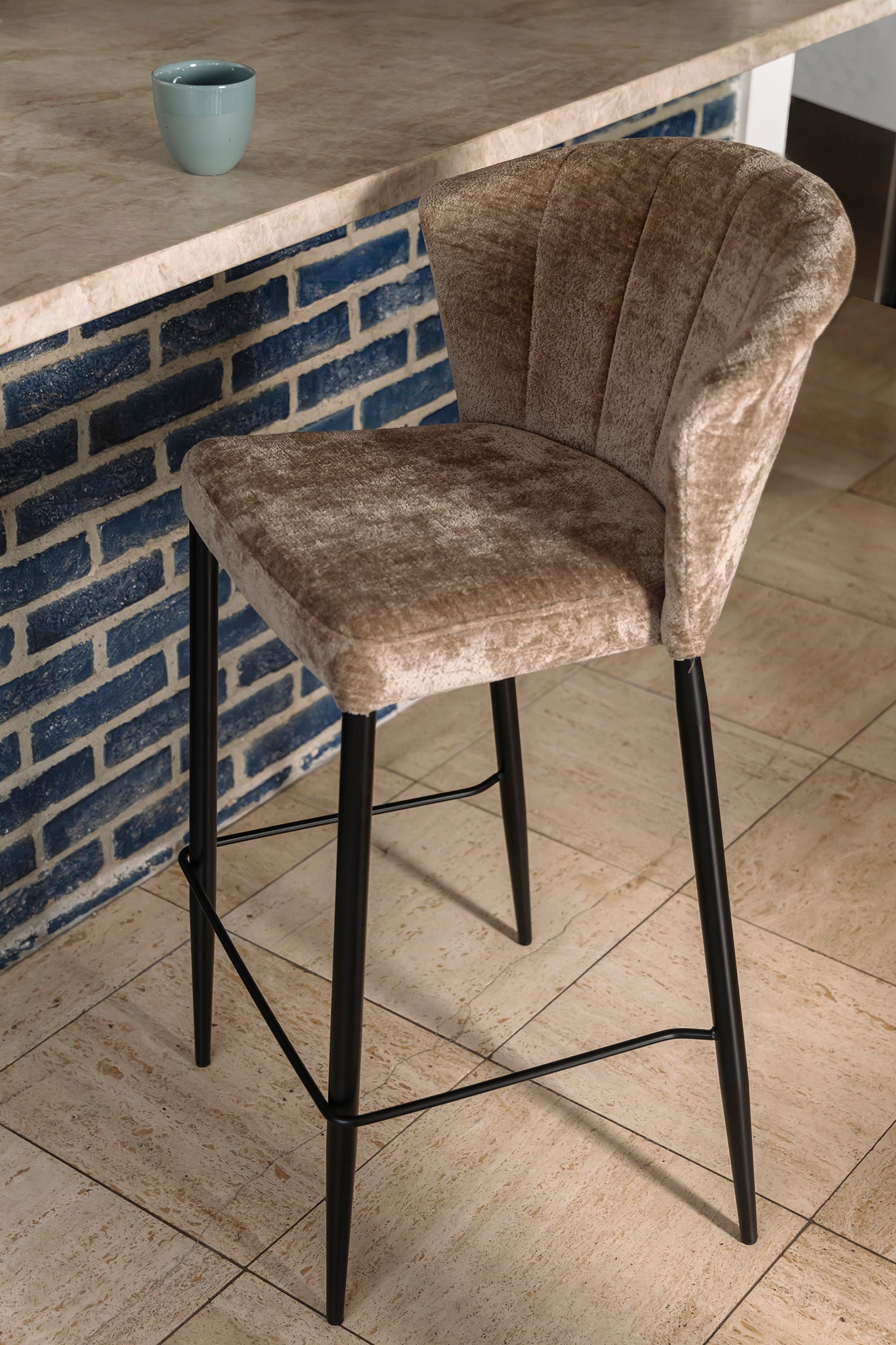 Georgia Bar Chair