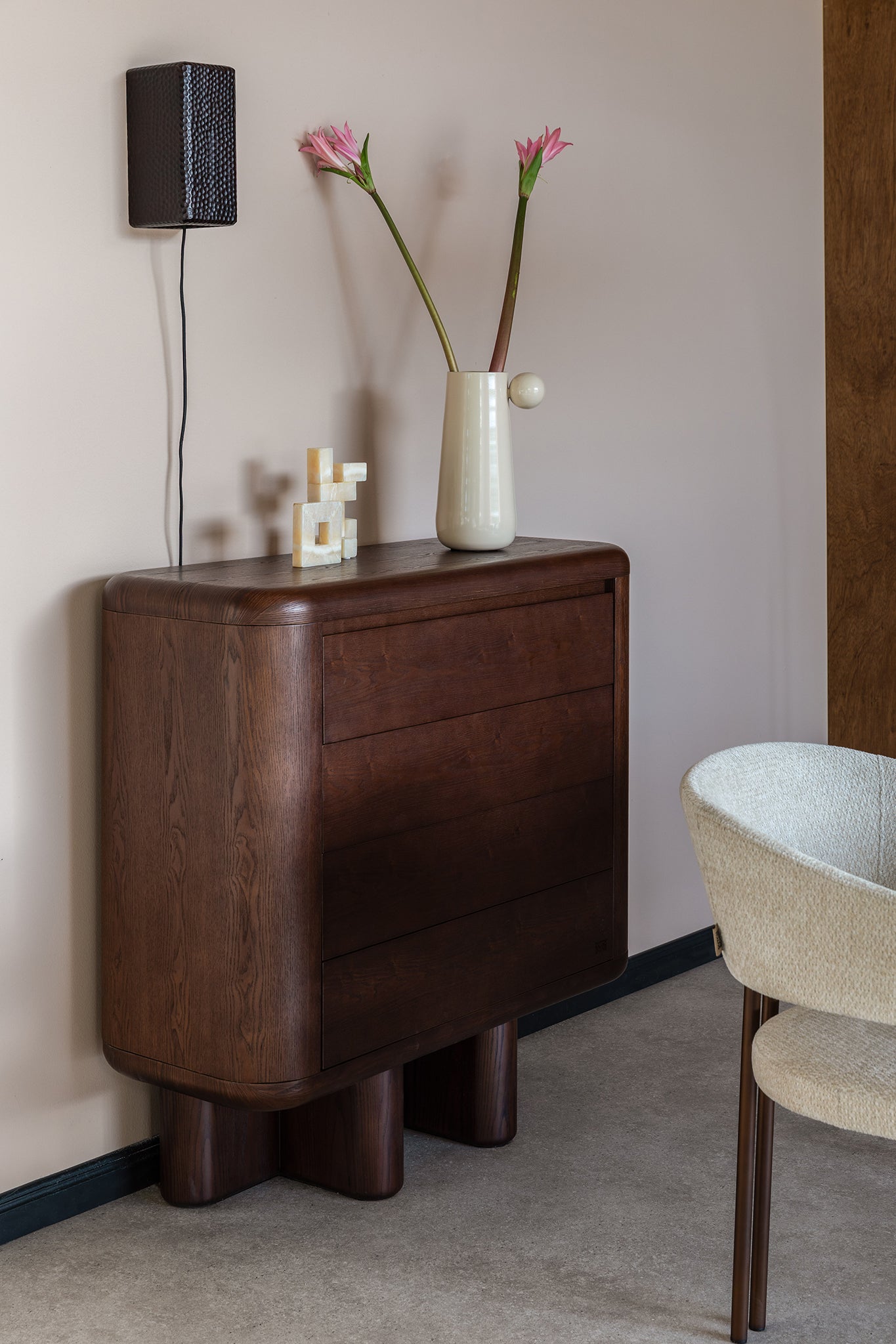 Marnix Wall Lamp