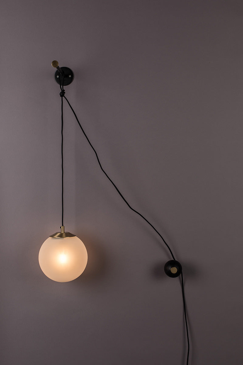 Bulan Wall Lamp