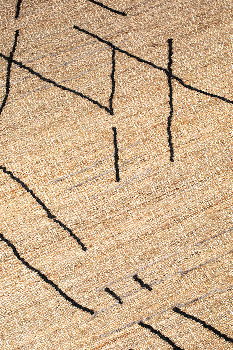 Ishank Carpet