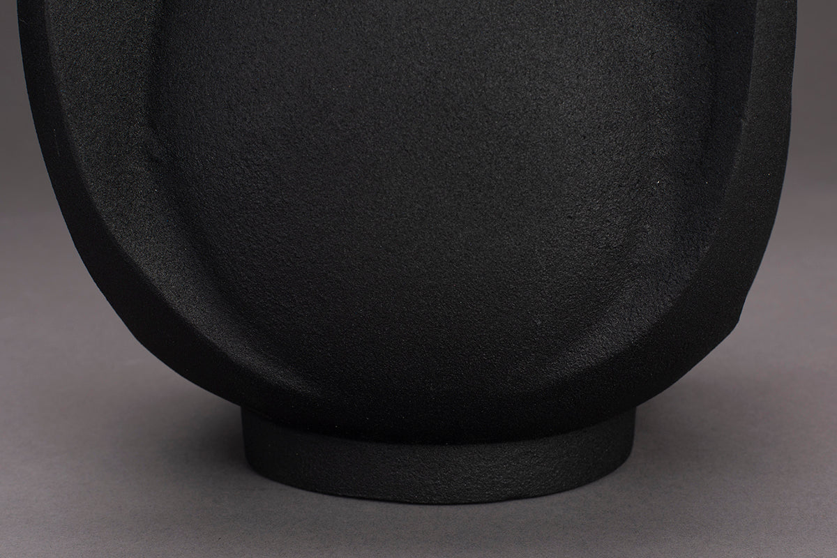Thiago Black High Vase - WOO .Design