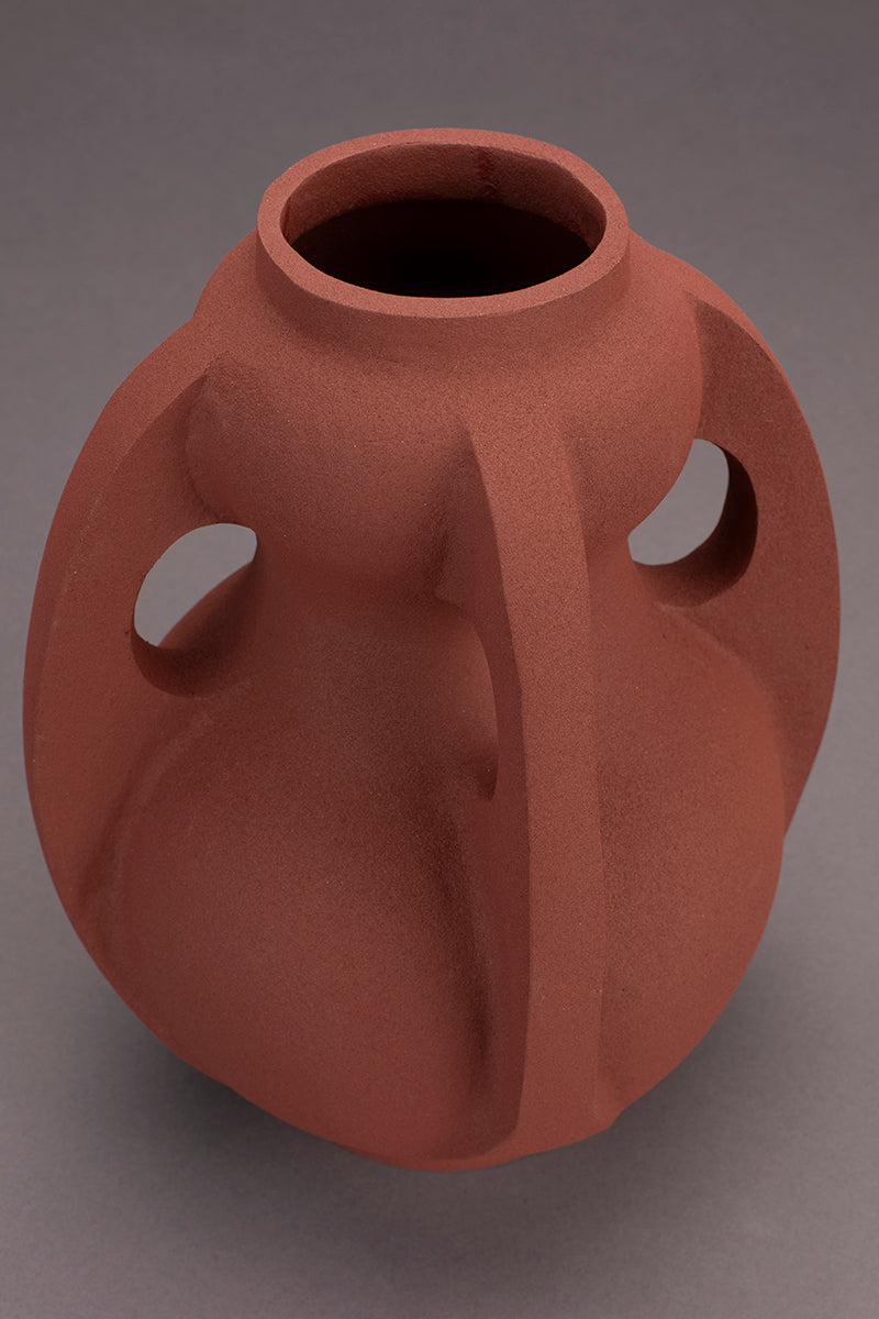 Thiago Terra Low Vase - WOO .Design