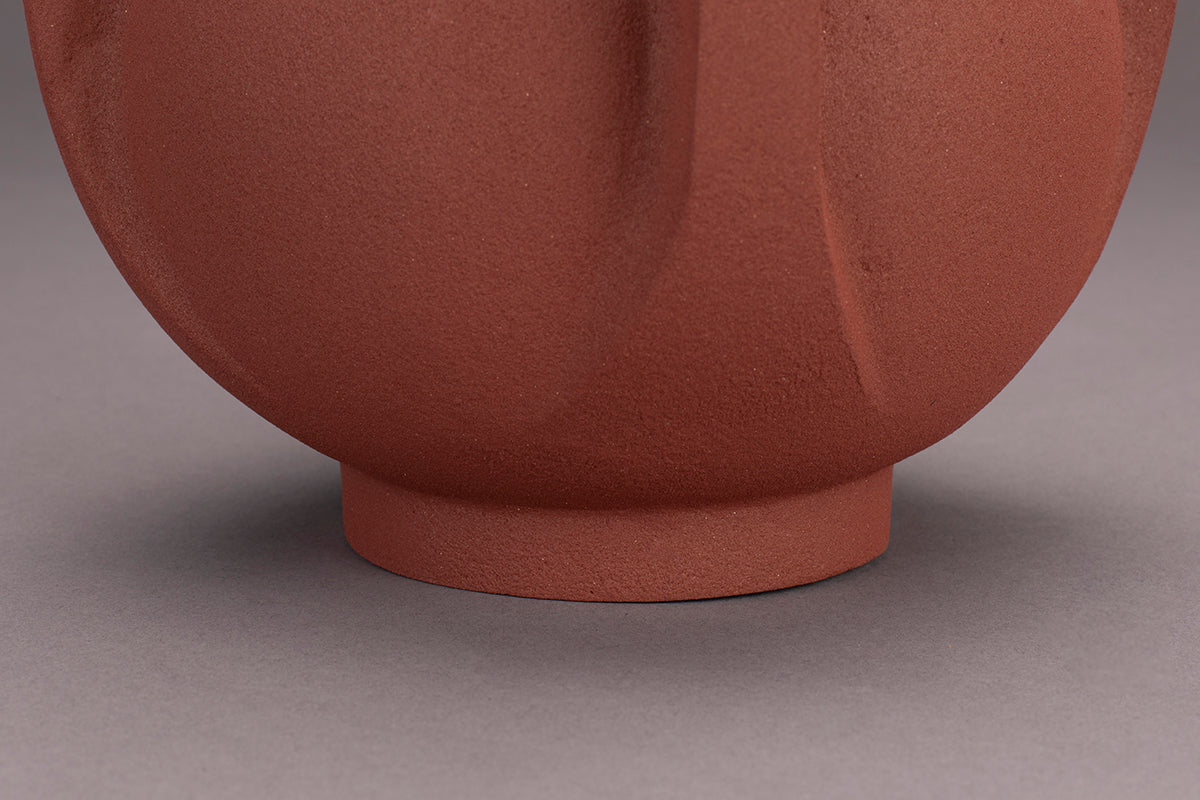 Thiago Terra Low Vase - WOO .Design