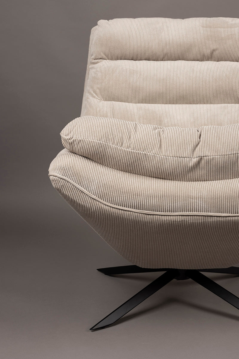 Vince Lounge Chair