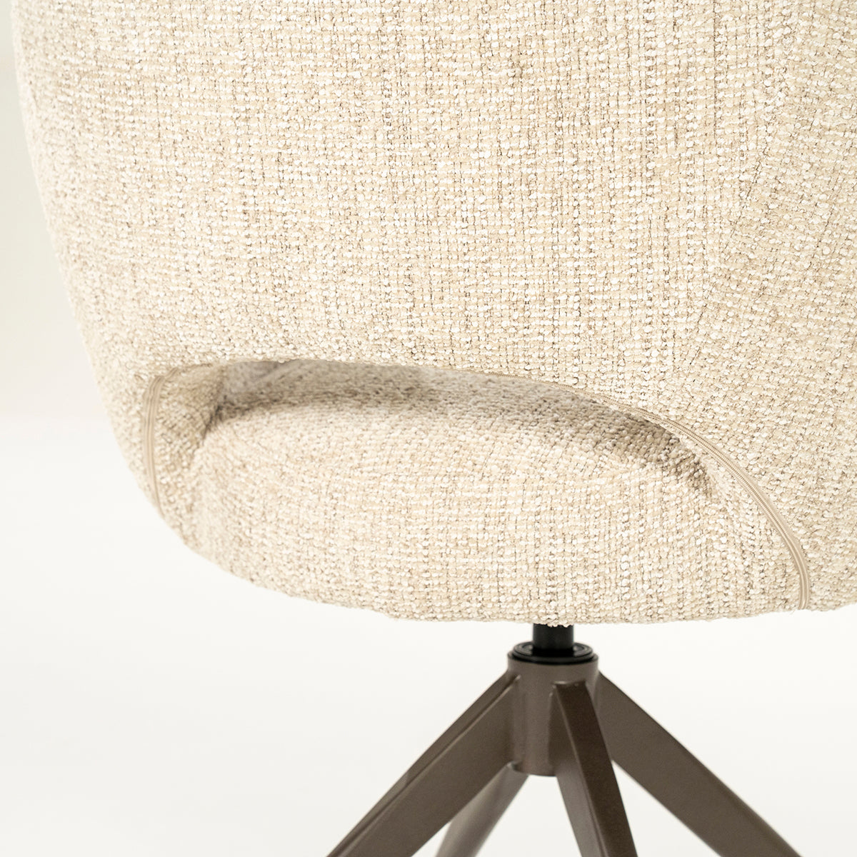 Alissa Oro Chair