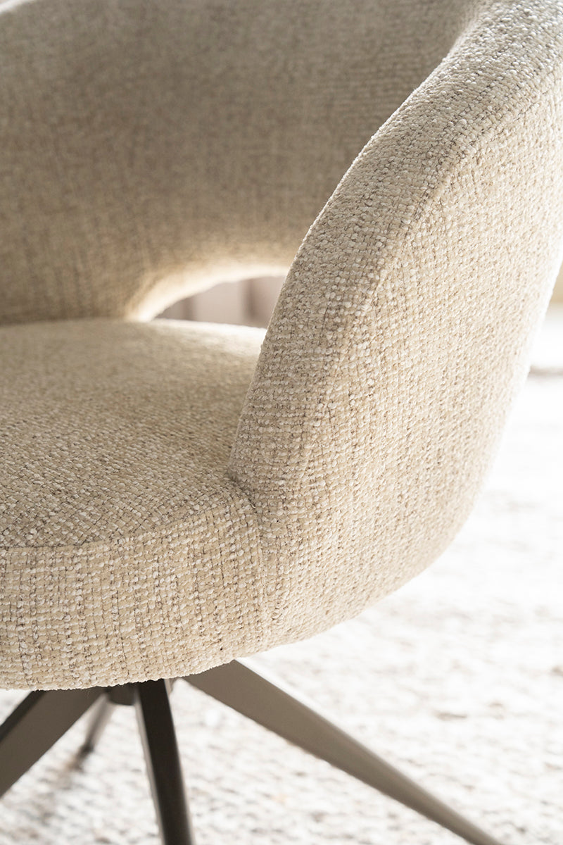 Alissa Oro Chair