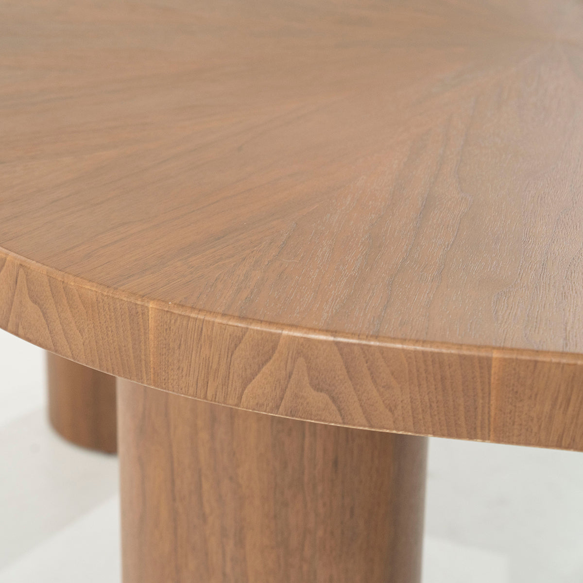 Bobbie Dining Table