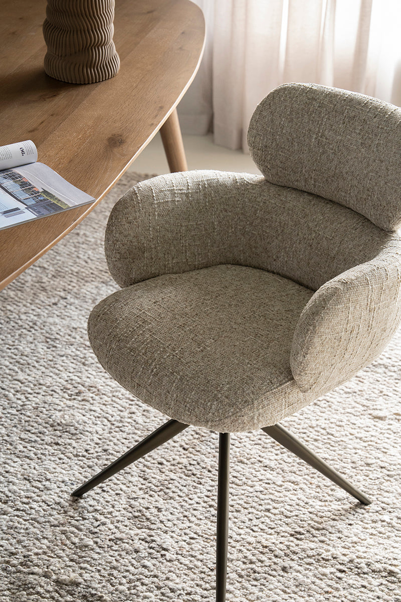 Darcio Gleam Chair