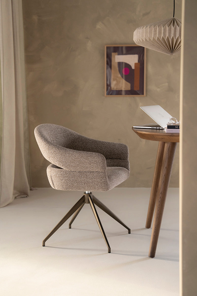 Hailey Eira Chair