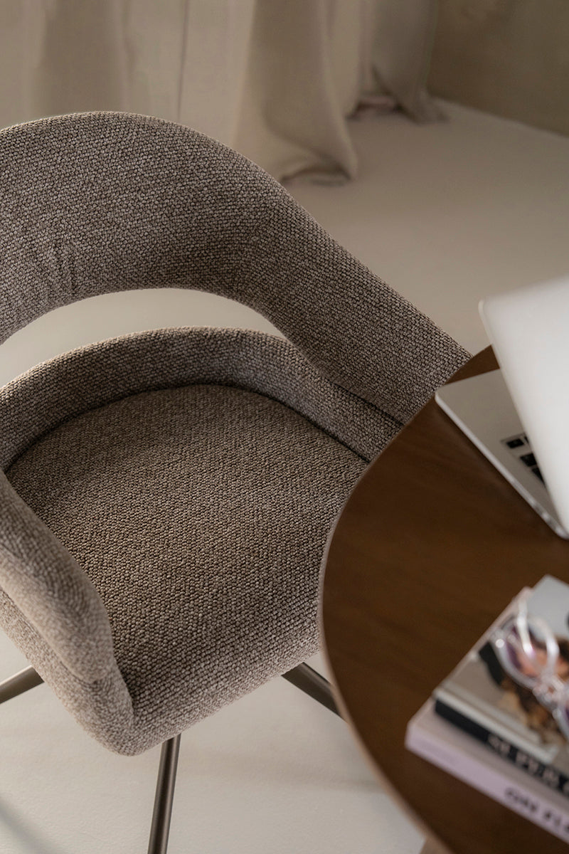 Hailey Eira Chair