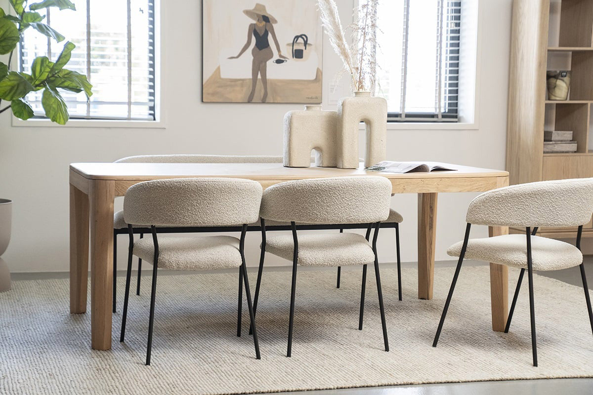 Harvey Oak Dining Table 250 cm (Display/Outlet)