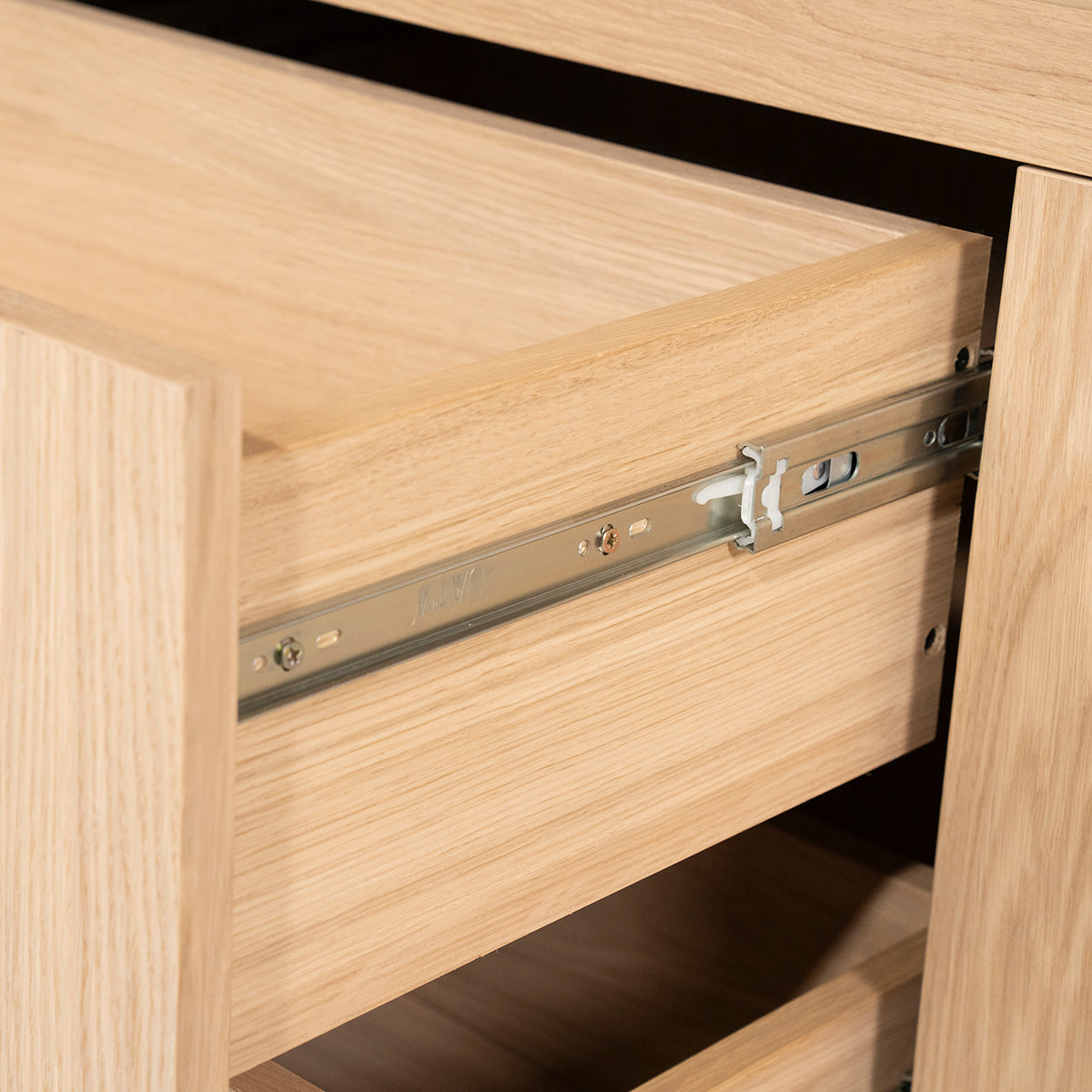 Helsinki 4 Doors 2 Drawers Cabinet