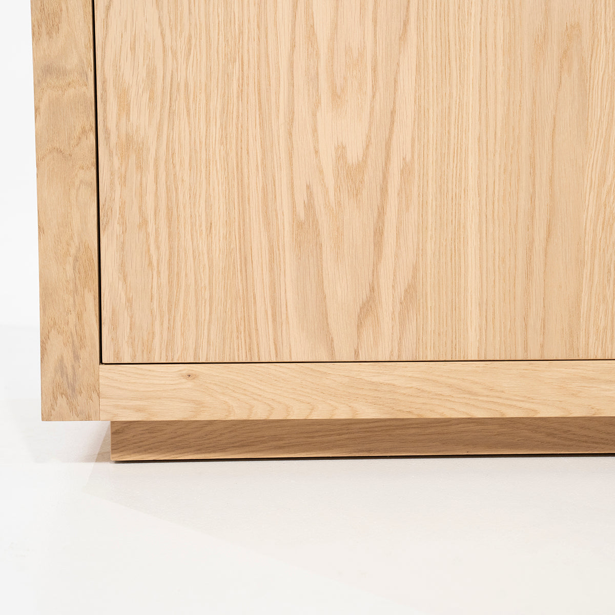 Helsinki 4 Doors Cabinet