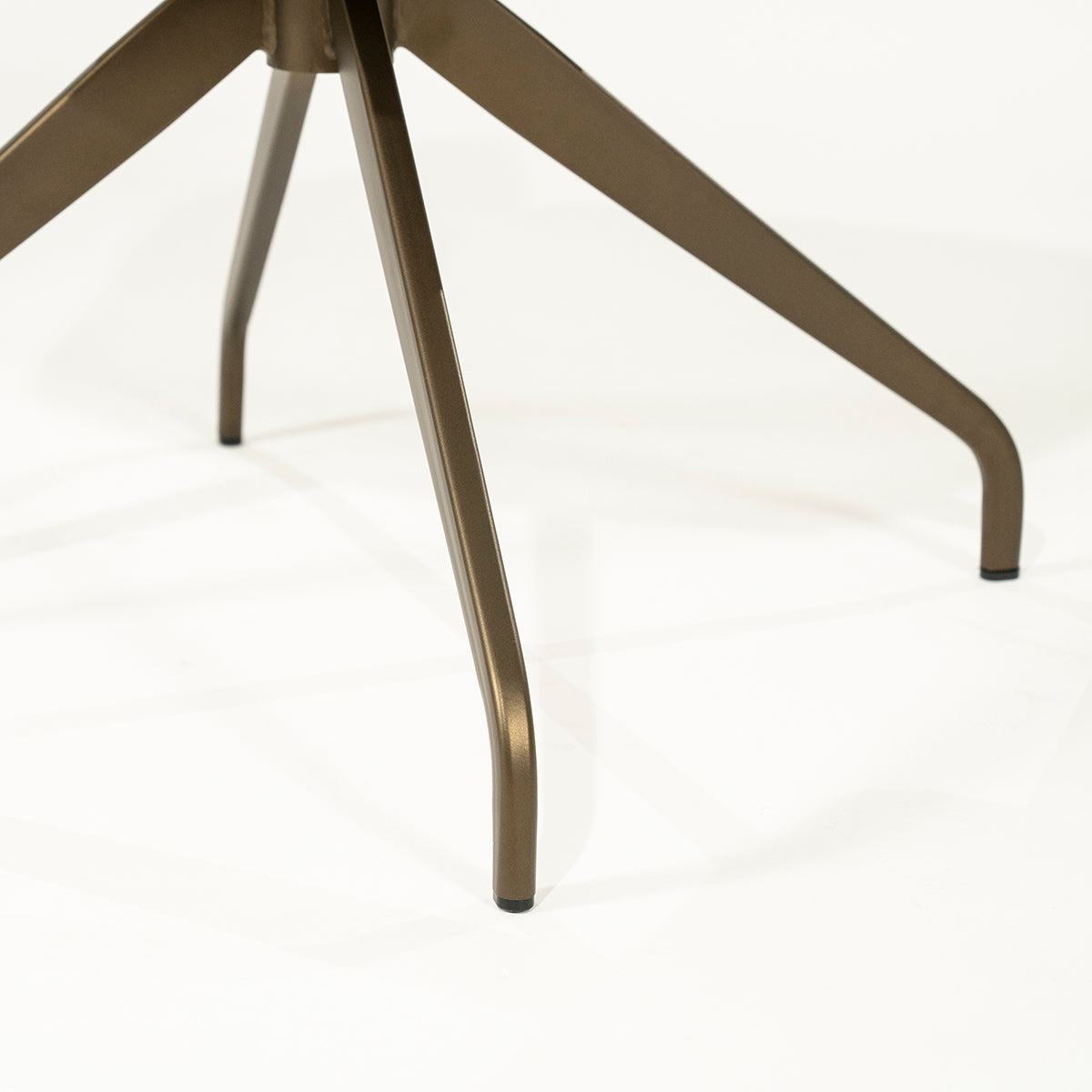 Hugo Lyric Chair