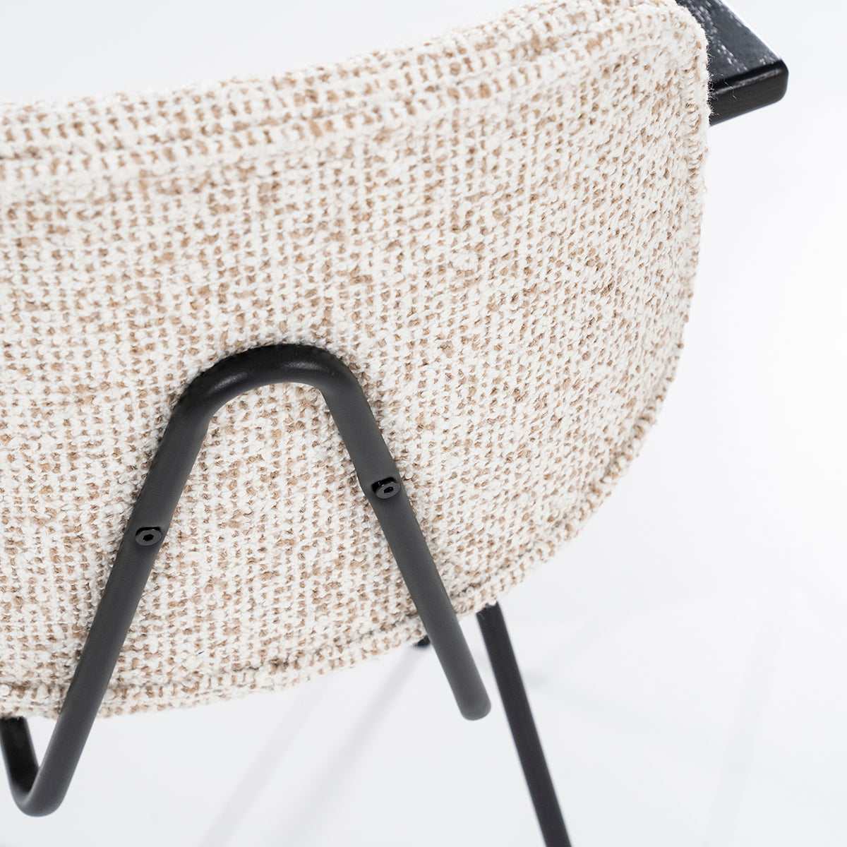 Jon Maywood Chair with Armrest - WOO .Design