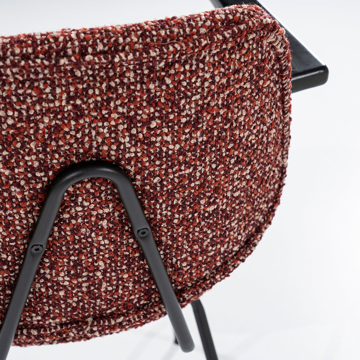 Jon Maywood Chair with Armrest - WOO .Design