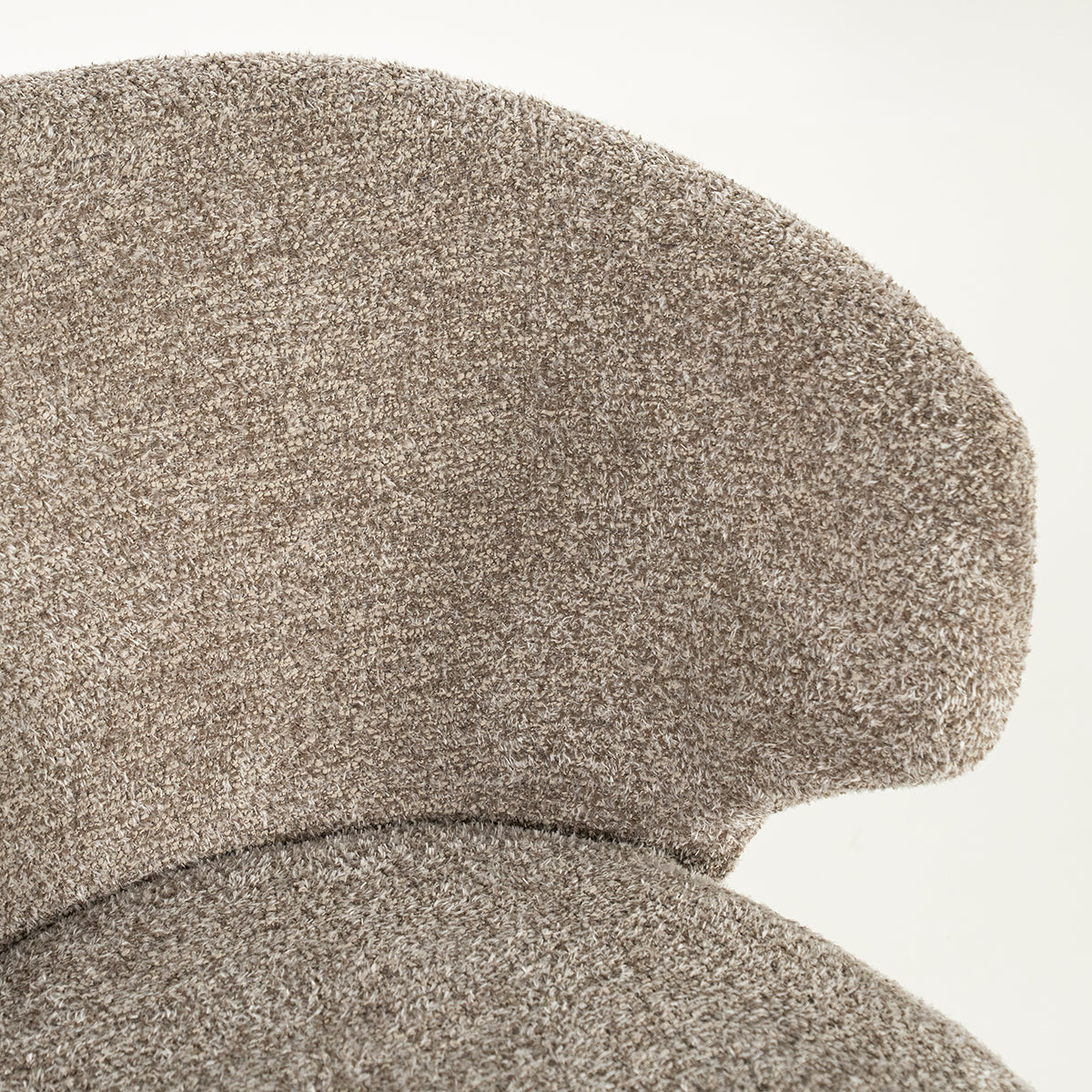 Mateo Niata Chair