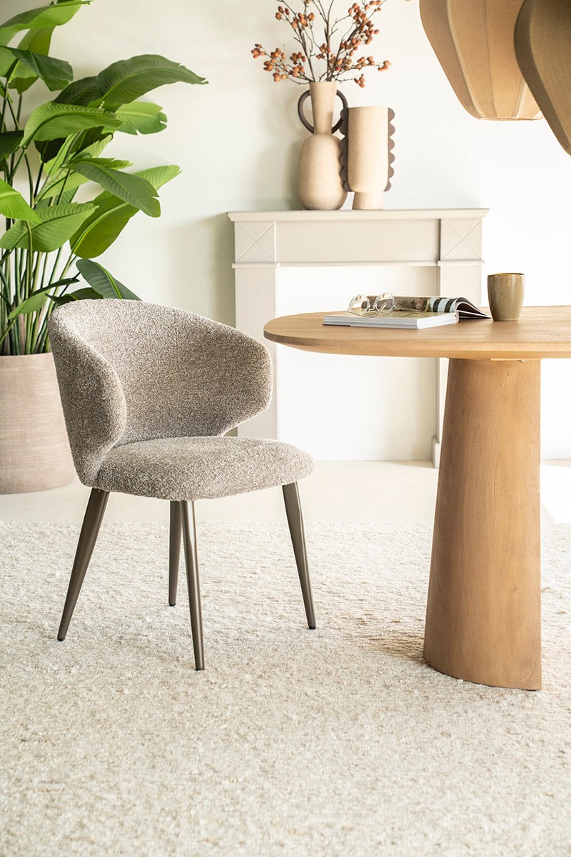 Mateo Niata Chair