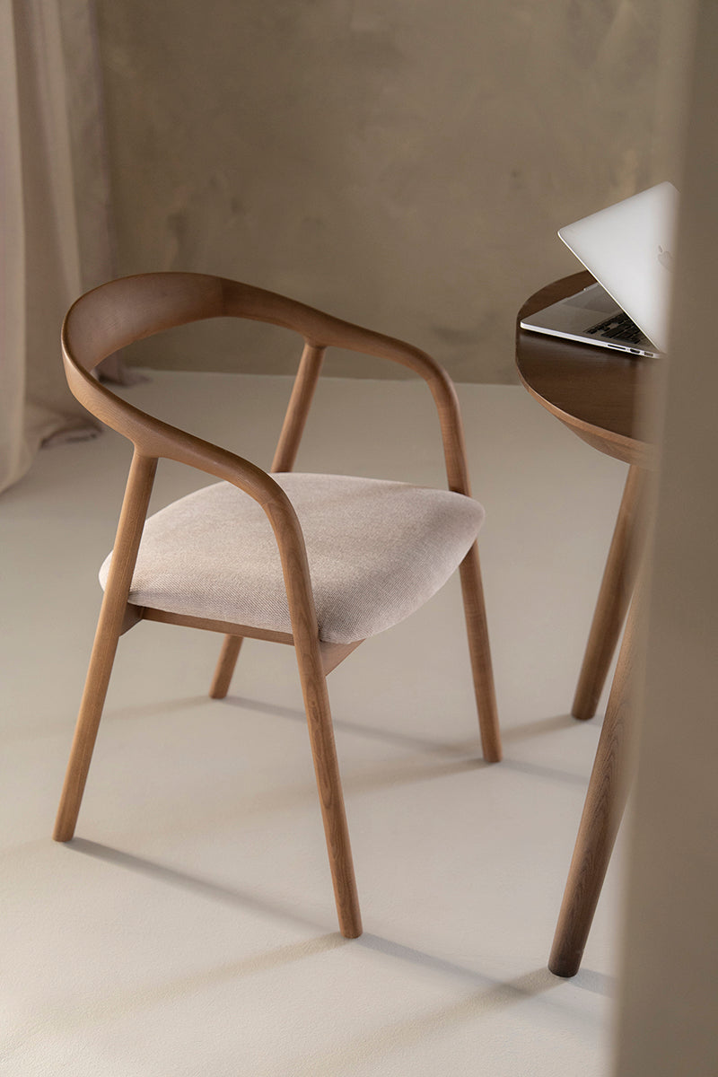 Rayven Chair