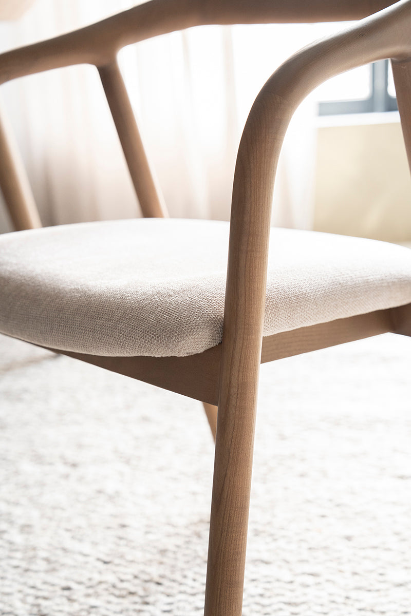 Rayven Chair