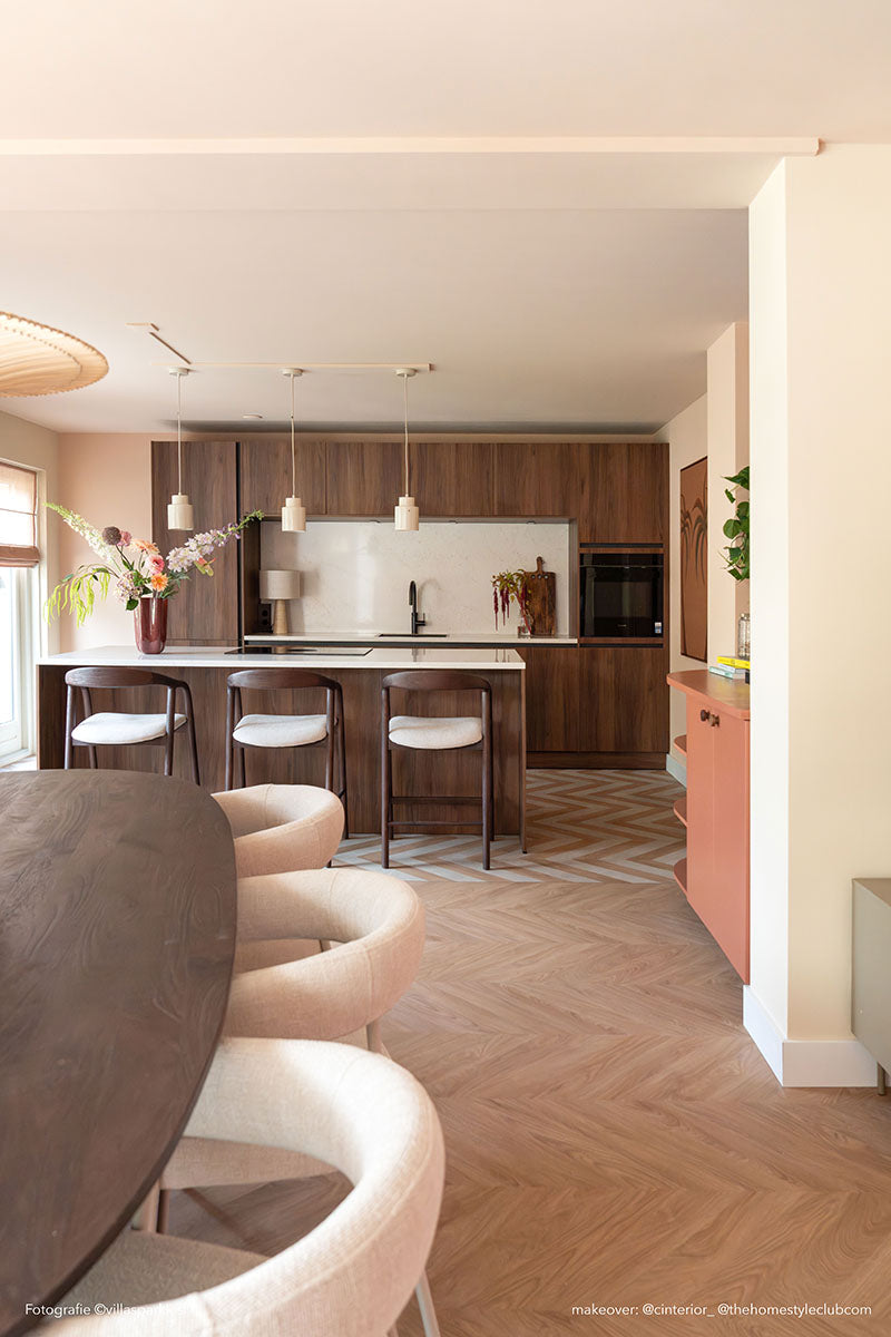 Rayven Counter Stool