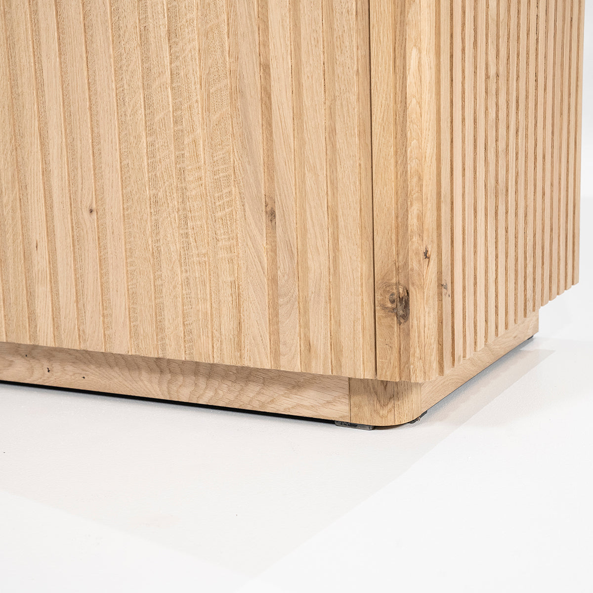 Rosenborg Cabinet - WOO .Design