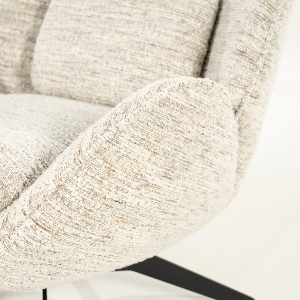 Ryan Zora Armchair