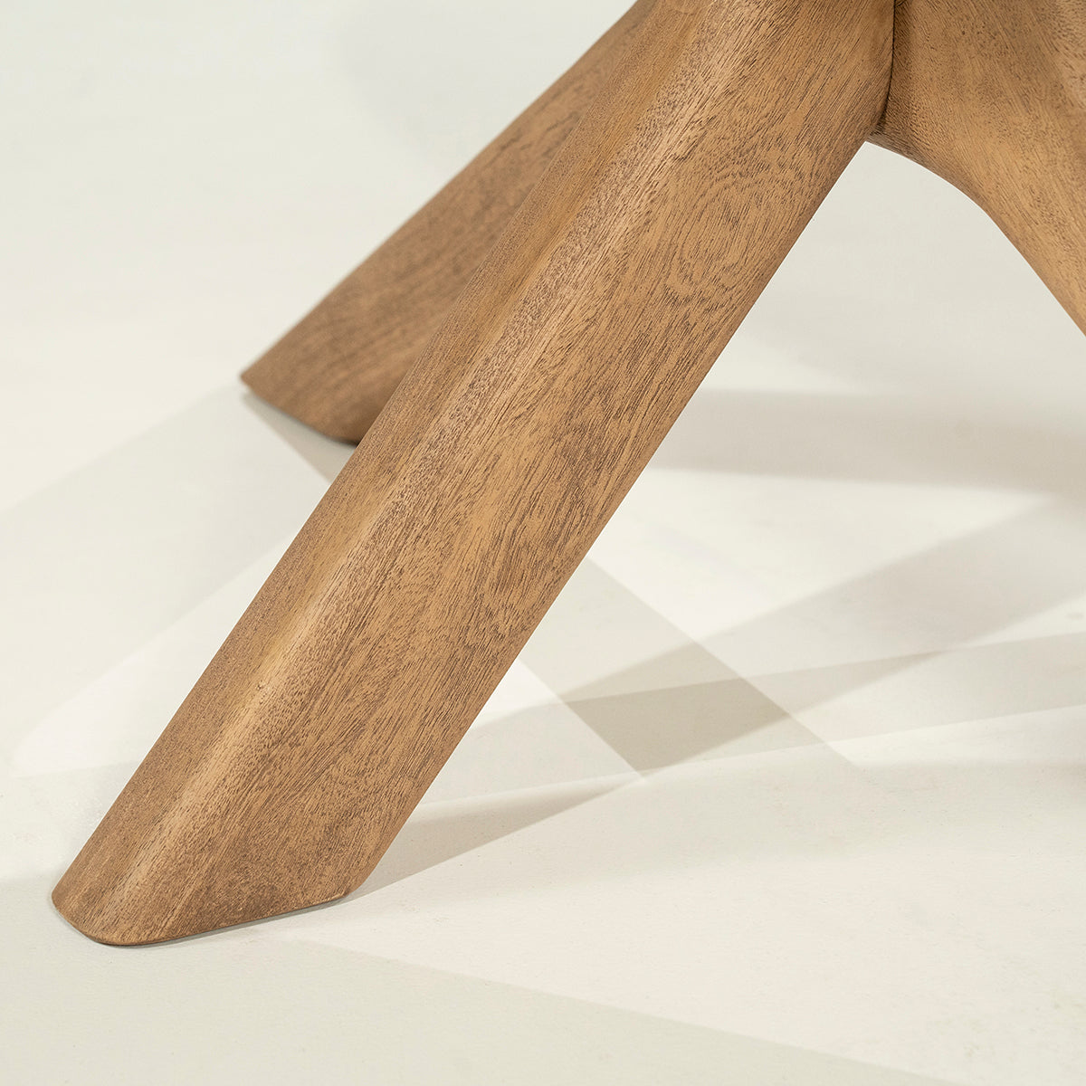 Tycho Mango Wood Oval Dining Table