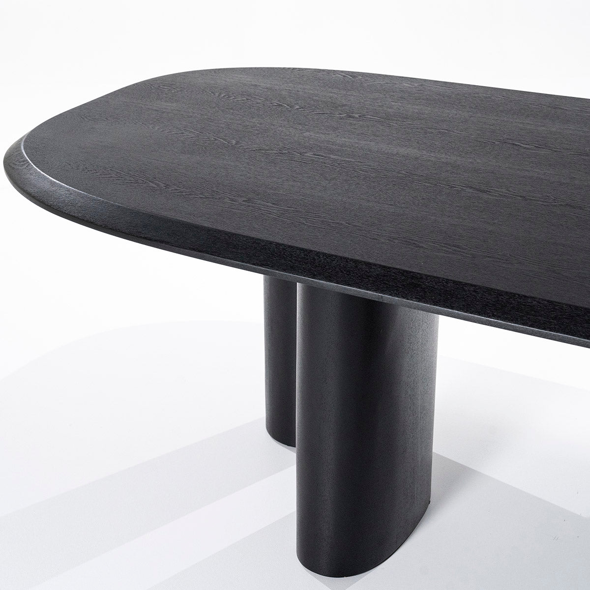 Walter Dining Table - WOO .Design