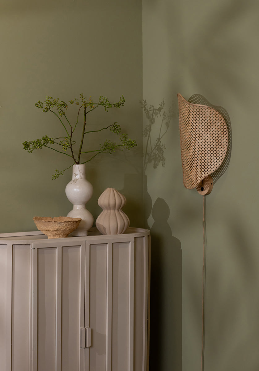 Kinabalu Wall Lamp